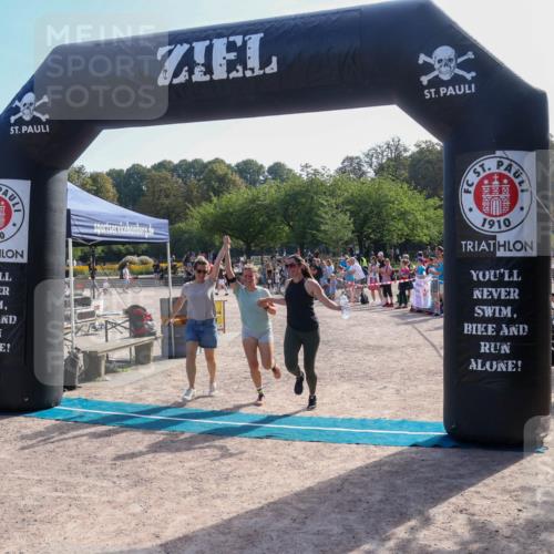 08.09.2024 - Stadtparktriathlon Luisa Fischer http://msf.ph/oto/7035151 08.09.2024 11:09:45 Ziel 190 meine-sportfotos.de