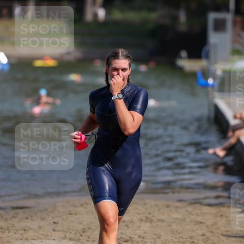 08.09.2024 - Stadtparktriathlon Michael Strokosch http://msf.ph/oto/7035162 08.09.2024 12:11:22 Schwimmen 894 meine-sportfotos.de