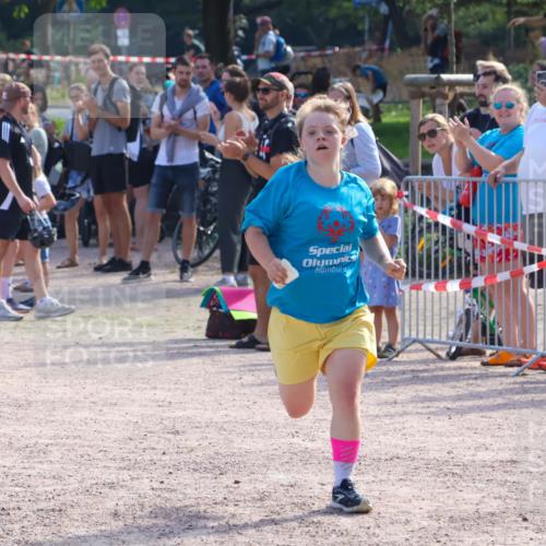 08.09.2024 - Stadtparktriathlon Luisa Fischer http://msf.ph/oto/7035169 08.09.2024 11:10:17 Ziel 204 meine-sportfotos.de