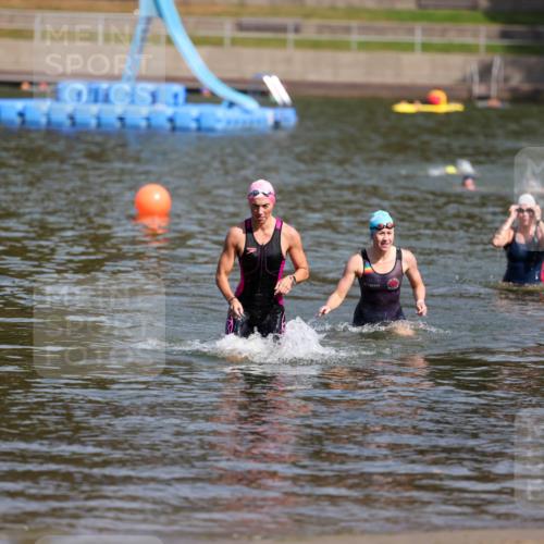 08.09.2024 - Stadtparktriathlon Michael Strokosch http://msf.ph/oto/7035170 08.09.2024 12:11:35 Schwimmen 915, 930 meine-sportfotos.de