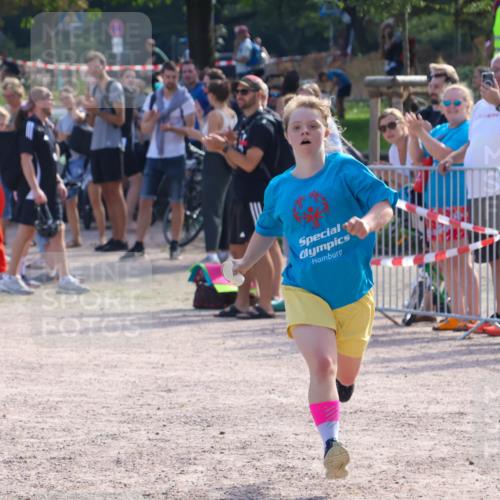 08.09.2024 - Stadtparktriathlon Luisa Fischer http://msf.ph/oto/7035171 08.09.2024 11:10:17 Ziel 204 meine-sportfotos.de