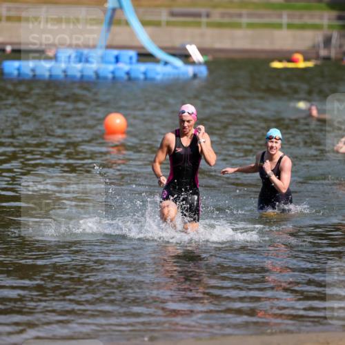 08.09.2024 - Stadtparktriathlon Michael Strokosch http://msf.ph/oto/7035178 08.09.2024 12:11:36 Schwimmen 915, 930 meine-sportfotos.de