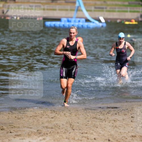 08.09.2024 - Stadtparktriathlon Michael Strokosch http://msf.ph/oto/7035181 08.09.2024 12:11:39 Schwimmen 886, 915, 930 meine-sportfotos.de