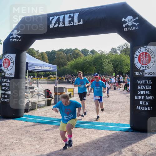 08.09.2024 - Stadtparktriathlon Luisa Fischer http://msf.ph/oto/7035194 08.09.2024 11:10:20 Ziel 204, 236 meine-sportfotos.de