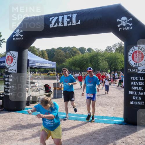 08.09.2024 - Stadtparktriathlon Luisa Fischer http://msf.ph/oto/7035198 08.09.2024 11:10:21 Ziel 204, 236 meine-sportfotos.de