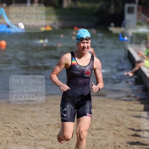 08.09.2024 - Stadtparktriathlon Michael Strokosch http://msf.ph/oto/7035203 08.09.2024 12:11:44 Schwimmen 886, 930 meine-sportfotos.de