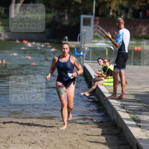 08.09.2024 - Stadtparktriathlon Michael Strokosch http://msf.ph/oto/7035210 08.09.2024 12:11:49 Schwimmen 886 meine-sportfotos.de