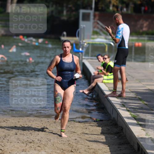 08.09.2024 - Stadtparktriathlon Michael Strokosch http://msf.ph/oto/7035214 08.09.2024 12:11:50 Schwimmen 886 meine-sportfotos.de