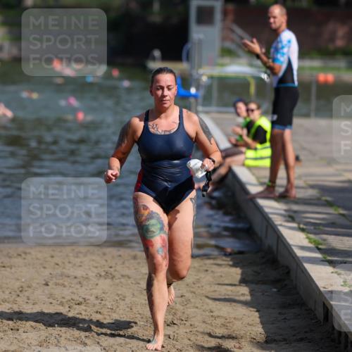 08.09.2024 - Stadtparktriathlon Michael Strokosch http://msf.ph/oto/7035226 08.09.2024 12:11:51 Schwimmen 886 meine-sportfotos.de