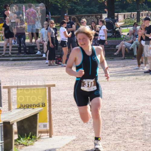 08.09.2024 - Stadtparktriathlon Luisa Fischer http://msf.ph/oto/7035240 08.09.2024 11:11:14 Ziel 319 meine-sportfotos.de
