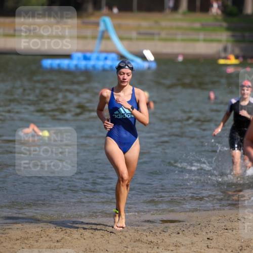 08.09.2024 - Stadtparktriathlon Michael Strokosch http://msf.ph/oto/7035244 08.09.2024 12:12:14 Schwimmen 852, 877, 880, 899 meine-sportfotos.de