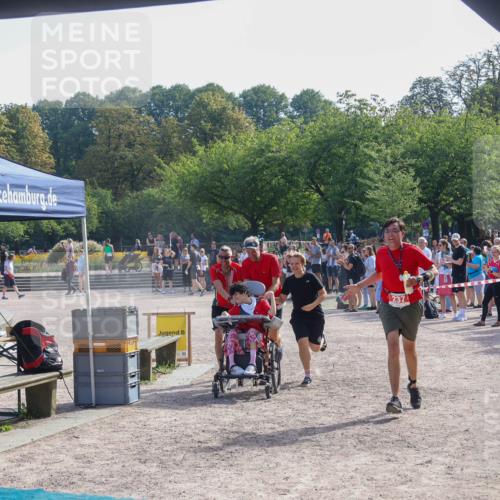 08.09.2024 - Stadtparktriathlon Luisa Fischer http://msf.ph/oto/7035266 08.09.2024 11:12:06 Ziel 231 meine-sportfotos.de