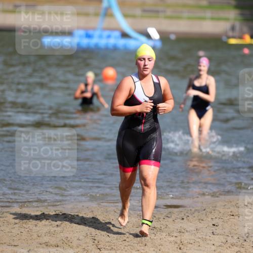 08.09.2024 - Stadtparktriathlon Michael Strokosch http://msf.ph/oto/7035283 08.09.2024 12:12:25 Schwimmen 852, 890 meine-sportfotos.de