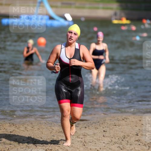 08.09.2024 - Stadtparktriathlon Michael Strokosch http://msf.ph/oto/7035287 08.09.2024 12:12:26 Schwimmen 852, 890 meine-sportfotos.de