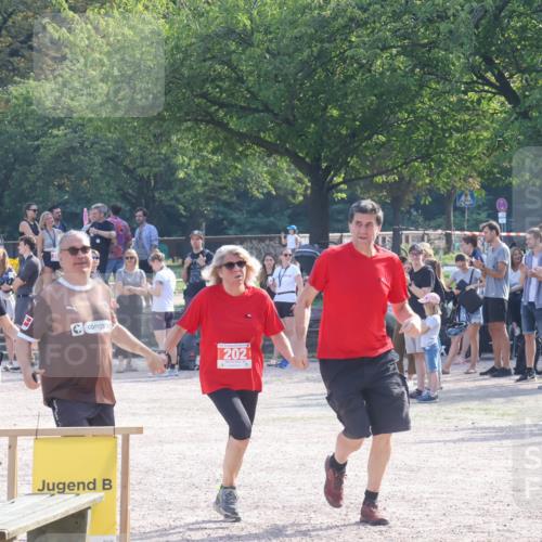 08.09.2024 - Stadtparktriathlon Luisa Fischer http://msf.ph/oto/7035292 08.09.2024 11:12:20 Ziel 191, 202 meine-sportfotos.de