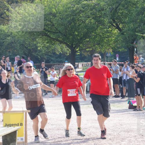 08.09.2024 - Stadtparktriathlon Luisa Fischer http://msf.ph/oto/7035293 08.09.2024 11:12:21 Ziel 191, 202 meine-sportfotos.de
