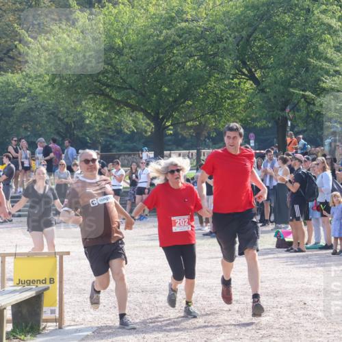 08.09.2024 - Stadtparktriathlon Luisa Fischer http://msf.ph/oto/7035297 08.09.2024 11:12:21 Ziel 191, 202 meine-sportfotos.de