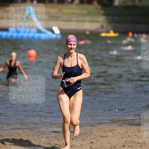 08.09.2024 - Stadtparktriathlon Michael Strokosch http://msf.ph/oto/7035302 08.09.2024 12:12:29 Schwimmen 852, 890, 903 meine-sportfotos.de
