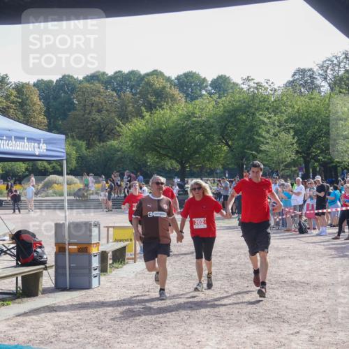 08.09.2024 - Stadtparktriathlon Luisa Fischer http://msf.ph/oto/7035311 08.09.2024 11:12:22 Ziel 191, 202 meine-sportfotos.de