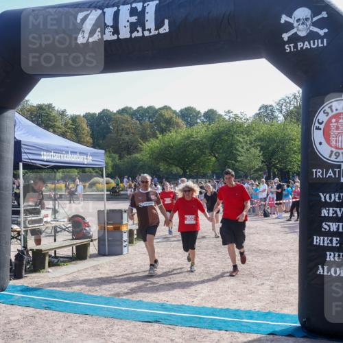 08.09.2024 - Stadtparktriathlon Luisa Fischer http://msf.ph/oto/7035314 08.09.2024 11:12:23 Ziel 191, 202 meine-sportfotos.de