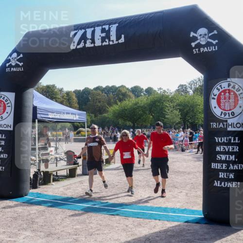 08.09.2024 - Stadtparktriathlon Luisa Fischer http://msf.ph/oto/7035318 08.09.2024 11:12:23 Ziel 191, 202 meine-sportfotos.de