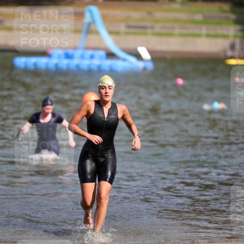 08.09.2024 - Stadtparktriathlon Michael Strokosch http://msf.ph/oto/7035321 08.09.2024 12:12:39 Schwimmen 903, 918 meine-sportfotos.de