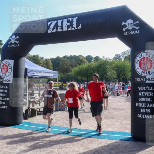 08.09.2024 - Stadtparktriathlon Luisa Fischer http://msf.ph/oto/7035322 08.09.2024 11:12:24 Ziel 191, 202 meine-sportfotos.de