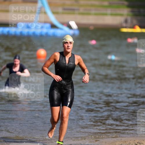 08.09.2024 - Stadtparktriathlon Michael Strokosch http://msf.ph/oto/7035330 08.09.2024 12:12:40 Schwimmen 903, 918 meine-sportfotos.de