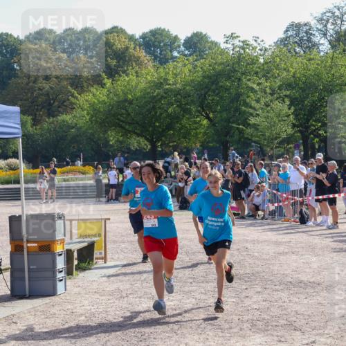 08.09.2024 - Stadtparktriathlon Luisa Fischer http://msf.ph/oto/7035345 08.09.2024 11:13:41 Ziel 243 meine-sportfotos.de
