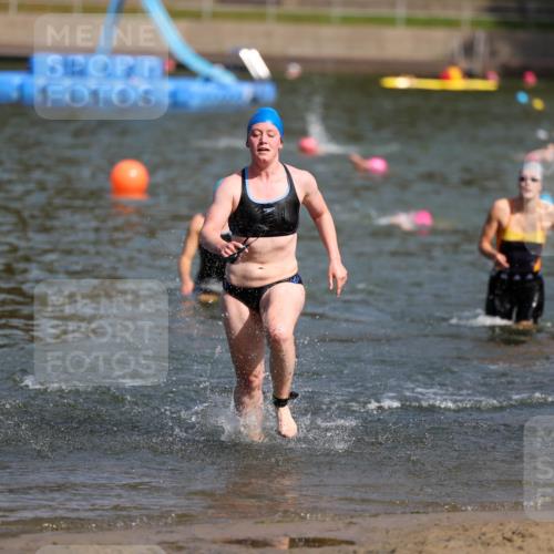 08.09.2024 - Stadtparktriathlon Michael Strokosch http://msf.ph/oto/7035379 08.09.2024 12:12:59 Schwimmen 865, 866, 887 meine-sportfotos.de