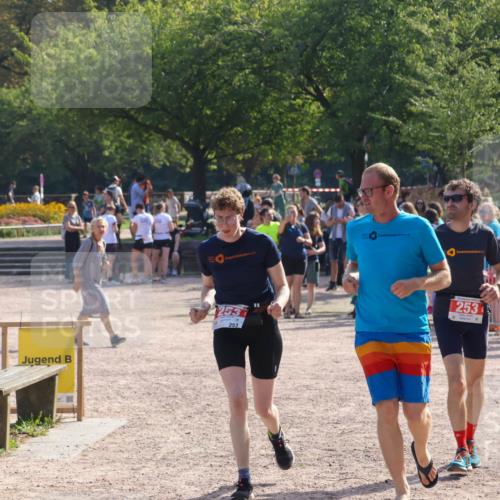 08.09.2024 - Stadtparktriathlon Luisa Fischer http://msf.ph/oto/7035380 08.09.2024 11:14:01 Ziel 253 meine-sportfotos.de