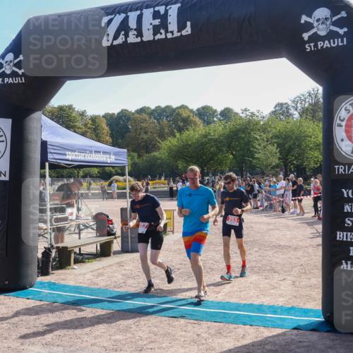 08.09.2024 - Stadtparktriathlon Luisa Fischer http://msf.ph/oto/7035390 08.09.2024 11:14:03 Ziel 253 meine-sportfotos.de