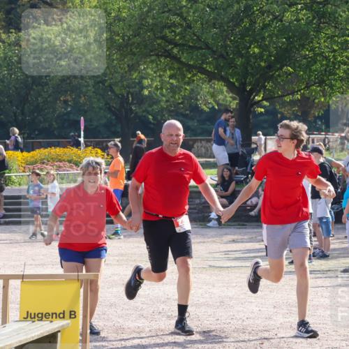 08.09.2024 - Stadtparktriathlon Luisa Fischer http://msf.ph/oto/7035452 08.09.2024 11:16:11 Ziel 235 meine-sportfotos.de