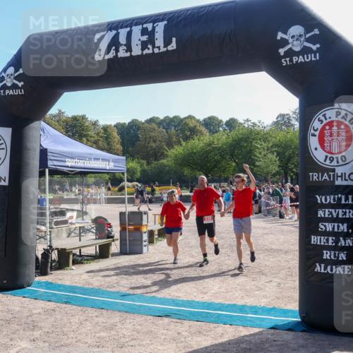 08.09.2024 - Stadtparktriathlon Luisa Fischer http://msf.ph/oto/7035477 08.09.2024 11:16:14 Ziel 235 meine-sportfotos.de