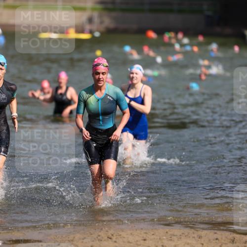 08.09.2024 - Stadtparktriathlon Michael Strokosch http://msf.ph/oto/7035490 08.09.2024 12:13:23 Schwimmen 861, 908, 936 meine-sportfotos.de