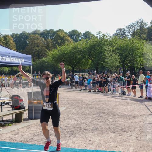 08.09.2024 - Stadtparktriathlon Luisa Fischer http://msf.ph/oto/7035495 08.09.2024 11:16:58 Ziel 358 meine-sportfotos.de