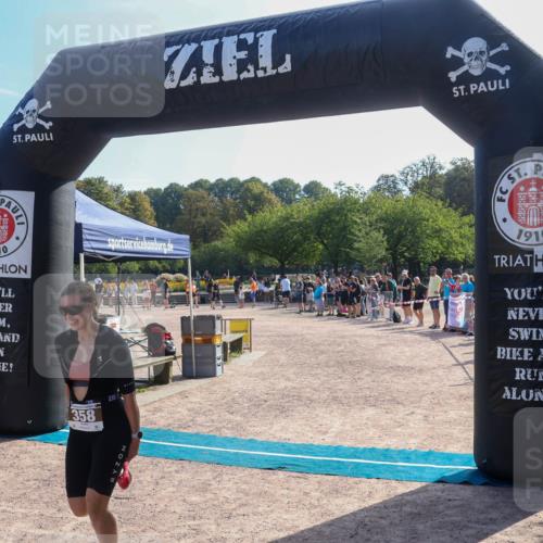 08.09.2024 - Stadtparktriathlon Luisa Fischer http://msf.ph/oto/7035499 08.09.2024 11:16:58 Ziel 358 meine-sportfotos.de