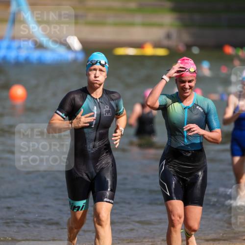 08.09.2024 - Stadtparktriathlon Michael Strokosch http://msf.ph/oto/7035502 08.09.2024 12:13:25 Schwimmen 859, 861, 908, 936 meine-sportfotos.de