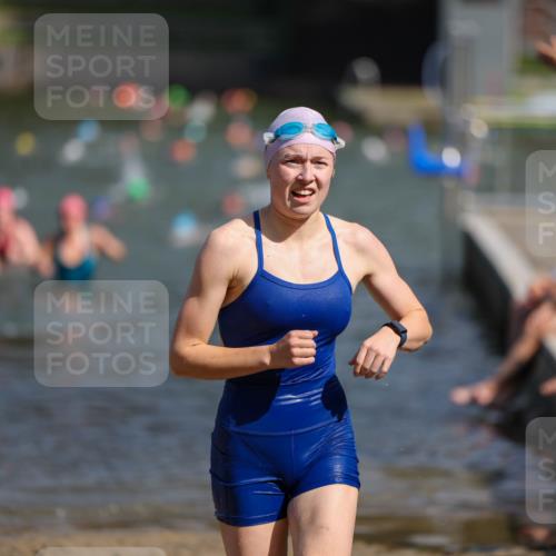 08.09.2024 - Stadtparktriathlon Michael Strokosch http://msf.ph/oto/7035527 08.09.2024 12:13:29 Schwimmen 859, 861, 876, 908 meine-sportfotos.de