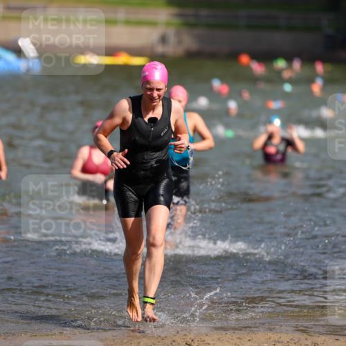 08.09.2024 - Stadtparktriathlon Michael Strokosch http://msf.ph/oto/7035543 08.09.2024 12:13:37 Schwimmen 859, 868, 876, 879 meine-sportfotos.de