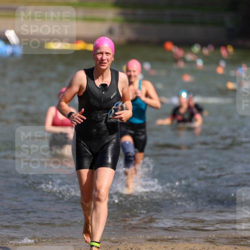 08.09.2024 - Stadtparktriathlon Michael Strokosch http://msf.ph/oto/7035549 08.09.2024 12:13:37 Schwimmen 859, 868, 876, 879 meine-sportfotos.de