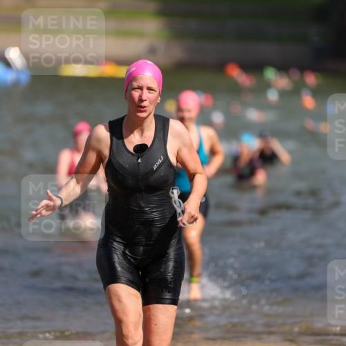 08.09.2024 - Stadtparktriathlon Michael Strokosch http://msf.ph/oto/7035554 08.09.2024 12:13:38 Schwimmen 851, 859, 868, 876, 879 meine-sportfotos.de