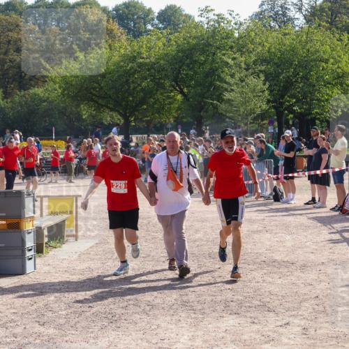 08.09.2024 - Stadtparktriathlon Luisa Fischer http://msf.ph/oto/7035570 08.09.2024 11:19:16 Ziel 229 meine-sportfotos.de