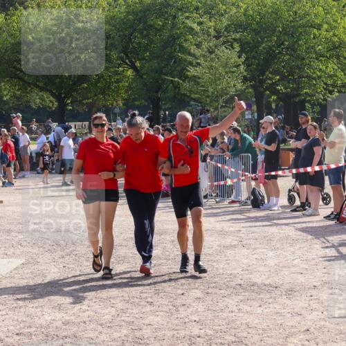 08.09.2024 - Stadtparktriathlon Luisa Fischer http://msf.ph/oto/7035606 08.09.2024 11:19:23 Ziel 229, 230, 275 meine-sportfotos.de