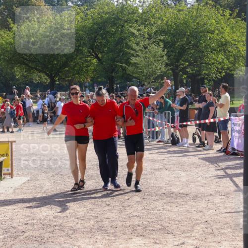 08.09.2024 - Stadtparktriathlon Luisa Fischer http://msf.ph/oto/7035608 08.09.2024 11:19:23 Ziel 229, 230, 275 meine-sportfotos.de