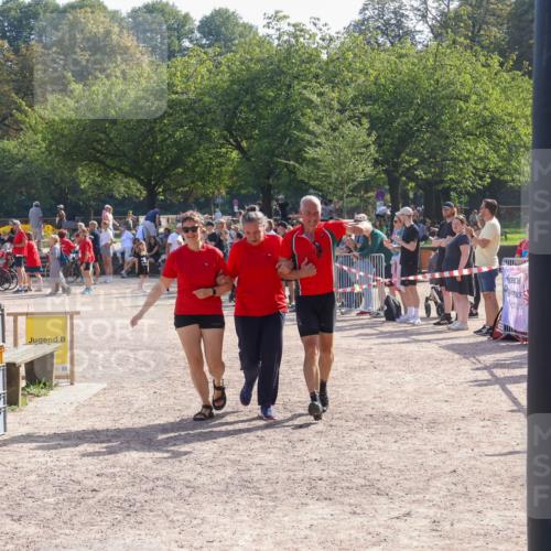 08.09.2024 - Stadtparktriathlon Luisa Fischer http://msf.ph/oto/7035610 08.09.2024 11:19:23 Ziel 229, 230, 275 meine-sportfotos.de