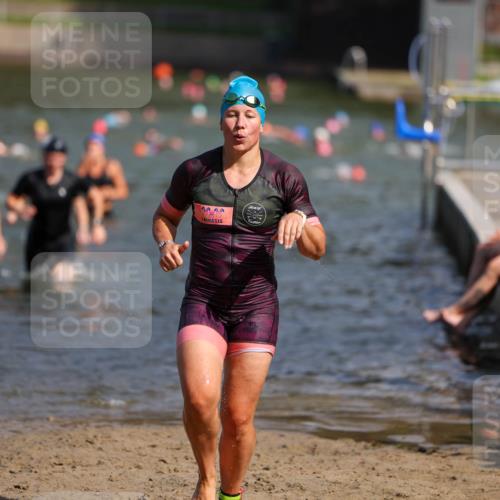 08.09.2024 - Stadtparktriathlon Michael Strokosch http://msf.ph/oto/7035615 08.09.2024 12:13:51 Schwimmen 851, 863, 892, 941 meine-sportfotos.de