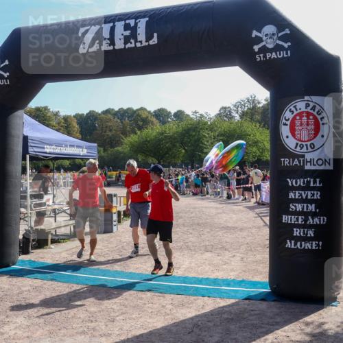 08.09.2024 - Stadtparktriathlon Luisa Fischer http://msf.ph/oto/7035660 08.09.2024 11:19:36 Ziel 201, 275 meine-sportfotos.de