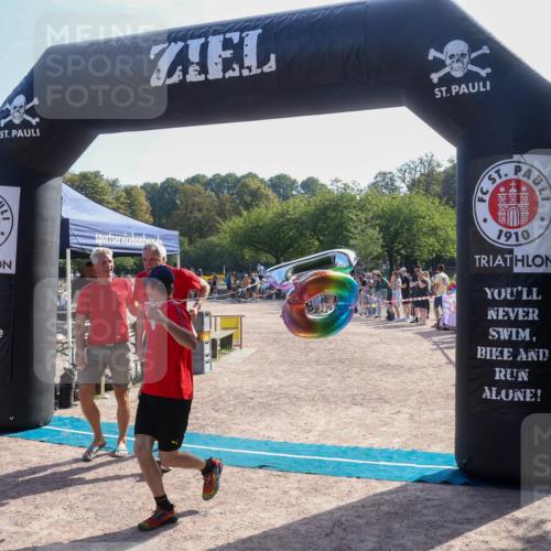 08.09.2024 - Stadtparktriathlon Luisa Fischer http://msf.ph/oto/7035668 08.09.2024 11:19:37 Ziel 201 meine-sportfotos.de