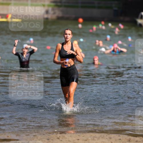 08.09.2024 - Stadtparktriathlon Michael Strokosch http://msf.ph/oto/7035687 08.09.2024 12:14:05 Schwimmen 862, 912, 932, 941 meine-sportfotos.de